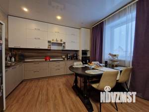 Коттедж 170м², 2-этажный, участок 10 сот.  