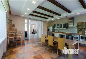 Дом 399м², 4-этажный, участок 16 сот.  