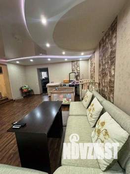 Коттедж 140м², 2-этажный, участок 5 сот.  