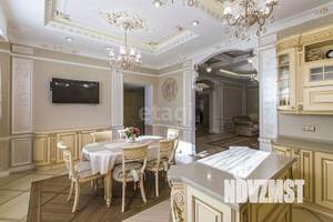 Дом 362м², 3-этажный, участок 10 сот.  