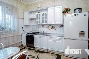 Коттедж 246м², 2-этажный, участок 6 сот.  