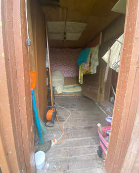 Дом 40м², 2-этажный, участок 10 сот.  