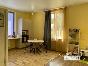 Дом 160м², 2-этажный, участок 8 сот.  