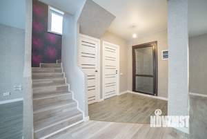 Коттедж 130м², 2-этажный, участок 6 сот.  