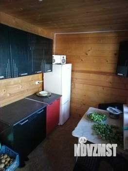 Дом 51м², 2-этажный, участок 8 сот.  