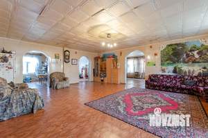 Коттедж 333м², 2-этажный, участок 4 сот.  