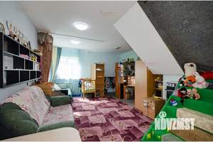 Коттедж 244м&sup2;, 2-этажный, участок 5 сот.  