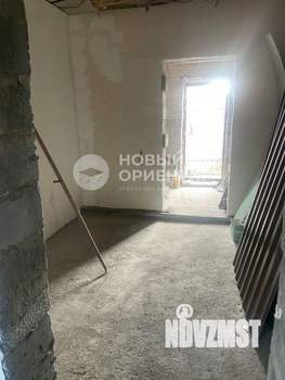 Коттедж 179м², 2-этажный, участок 10 сот.  