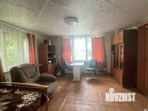 Дом 50м², 2-этажный, участок 5 сот.  