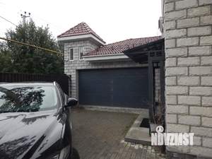 Коттедж 260м², 2-этажный, участок 9 сот.  