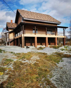 Дом 302м², 2-этажный, участок 8 сот.  