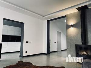 Коттедж 247м², 2-этажный, участок 8 сот.  