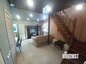 Дом 250м², 2-этажный, участок 6 сот.  