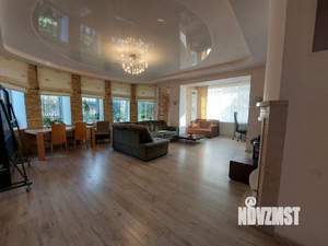 Дом 399м², 4-этажный, участок 16 сот.  