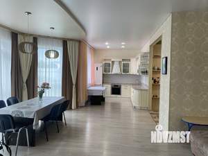 Коттедж 210м², 2-этажный, участок 12 сот.  