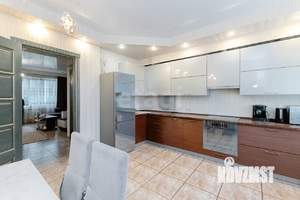Таунхаус 150м², 3-этажный, участок 2 сот.  