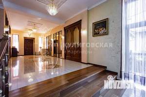 Коттедж 763м², 3-этажный, участок 22 сот.  