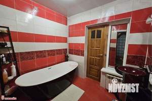 Коттедж 330м², 3-этажный, участок 6 сот.  