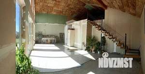 Коттедж 230м², 1-этажный, участок 12 сот.  