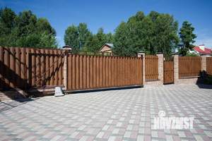 Коттедж 385м&sup2;, 2-этажный, участок 11 сот.  