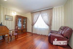 Коттедж 420м², 3-этажный, участок 8 сот.  