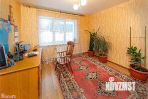 Коттедж 330м², 3-этажный, участок 6 сот.  