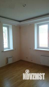Коттедж 270м², 3-этажный, участок 11 сот.  