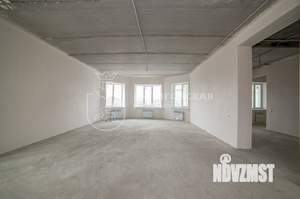 Коттедж 500м², 3-этажный, участок 15 сот.  