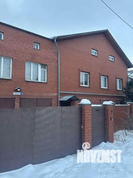Дом 270м², 2-этажный, участок 6 сот.  