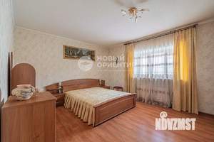 Коттедж 253м², 3-этажный, участок 11 сот.  