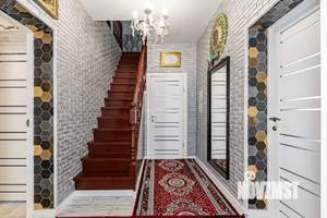 Коттедж 114м², 2-этажный, участок 10 сот.  