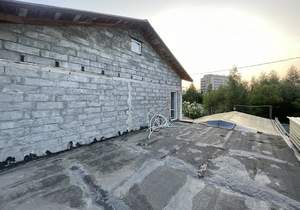 Дом 320м², 3-этажный, участок 9 сот.  