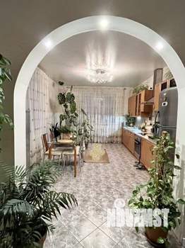 Дом 258м², 2-этажный, участок 13 сот.  