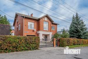 Коттедж 500м&sup2;, 3-этажный, участок 12 сот.  