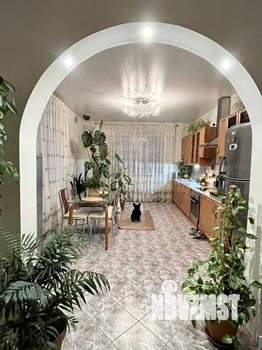 Коттедж 300м², 2-этажный, участок 13 сот.  
