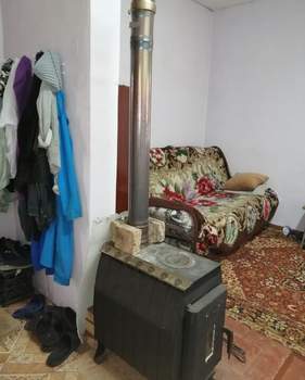 Дом 16м², 2-этажный, участок 6 сот.  