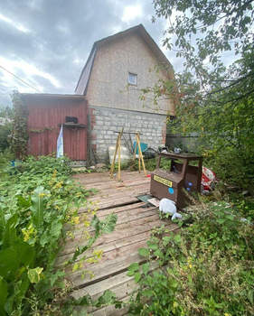 Дом 40м², 2-этажный, участок 10 сот.  