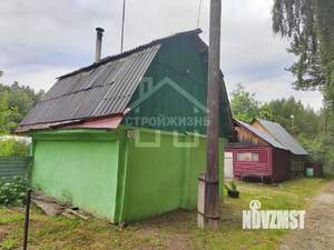 Дом 32м², 2-этажный, участок 8 сот.  