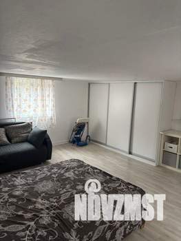 Дом 60м², 2-этажный, участок 7 сот.  