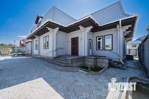Коттедж 540м², 2-этажный, участок 10 сот.  