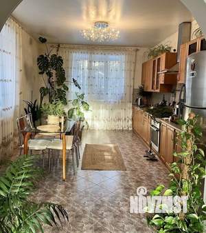 Дом 258м², 2-этажный, участок 13 сот.  