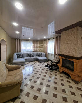 Дом 204м², 2-этажный, участок 20 сот.  