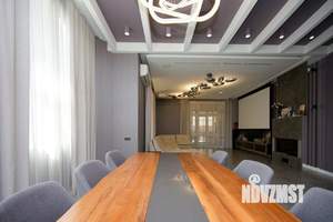 Коттедж 385м&sup2;, 2-этажный, участок 11 сот.  