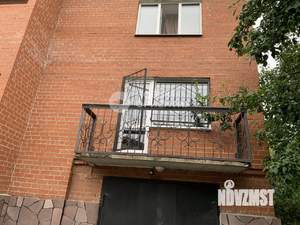 Коттедж 307м², 3-этажный, участок 8 сот.  