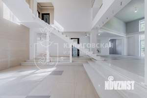 Коттедж 432м², 2-этажный, участок 12 сот.  