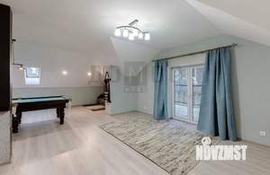 Дом 245м², 2-этажный, участок 24 сот.  