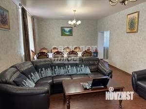 Коттедж 180м², 2-этажный, участок 9 сот.  