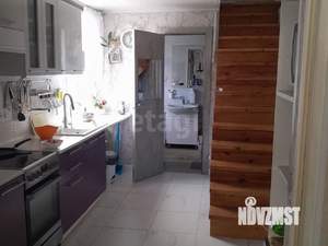 Дом 47м², 2-этажный, участок 10 сот.  