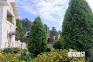 Коттедж 399м², 3-этажный, участок 10 сот.  