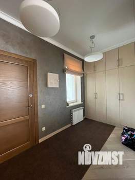 Таунхаус 240м², 3-этажный, участок 3 сот.  